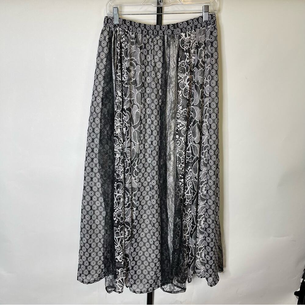 NEW Turnique Sunflower Black White Skirt Size Large Women’s